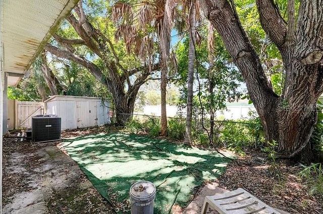 2695 S EAST AVENUE, Sarasota, FL 34239