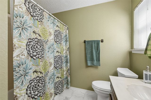 6604 Brookdale Drive, Watauga, TX 76148