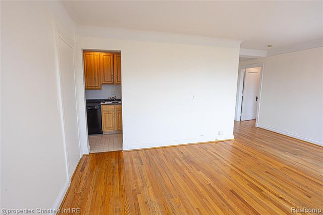 15 E Kirby Street 1231, Detroit, MI 48202