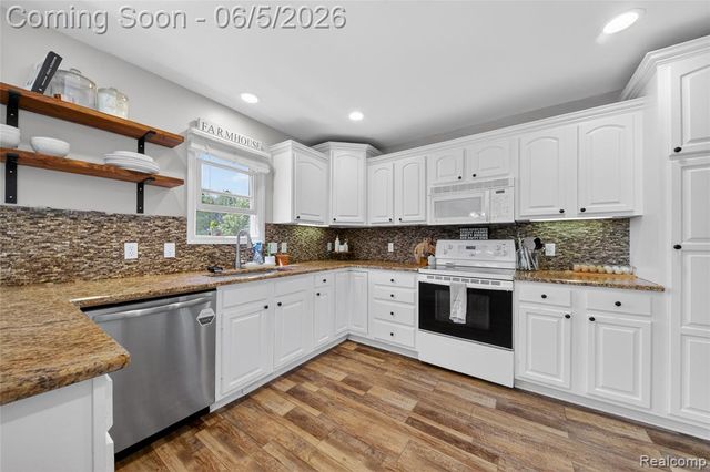 9191 Judd Road, Fowlerville, MI 48836