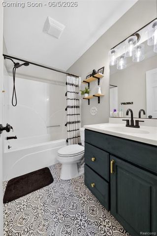 9191 Judd Road, Fowlerville, MI 48836