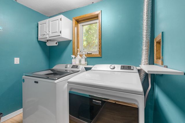 1640 Queens Drive, Bettendorf, IA 52722