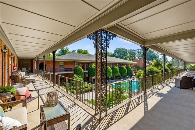1833 Banking Street A10, Greensboro, NC 27408