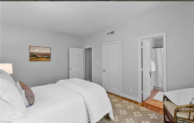 1833 Banking Street A10, Greensboro, NC 27408