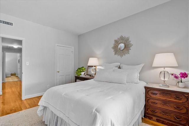 1833 Banking Street A10, Greensboro, NC 27408