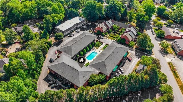 1833 Banking Street A10, Greensboro, NC 27408
