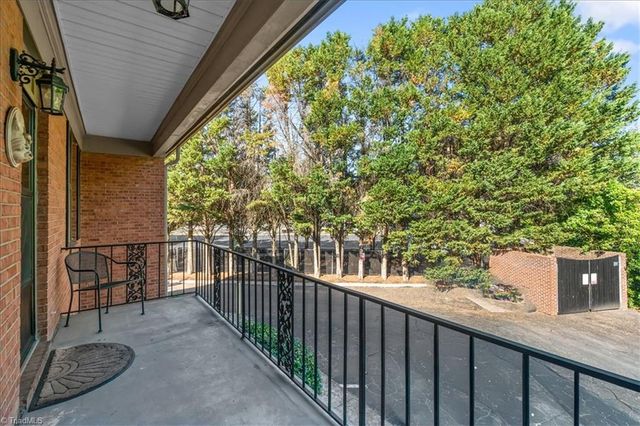 1833 Banking Street A10, Greensboro, NC 27408