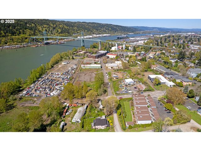 6636 N RICHMOND Ave, Portland, OR 97203