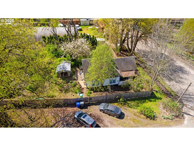 6636 N RICHMOND Ave, Portland, OR 97203