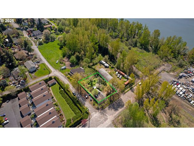 6636 N RICHMOND Ave, Portland, OR 97203