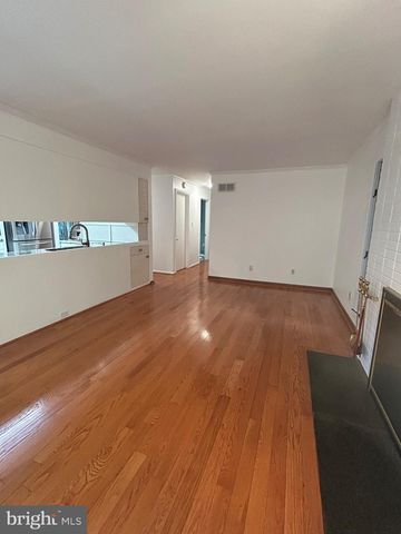 26 MCILVAIN DR, Downingtown, PA 19335