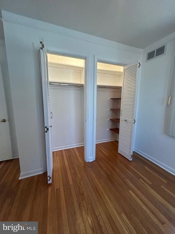 26 MCILVAIN DR, Downingtown, PA 19335