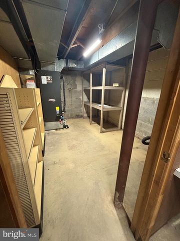 26 MCILVAIN DR, Downingtown, PA 19335