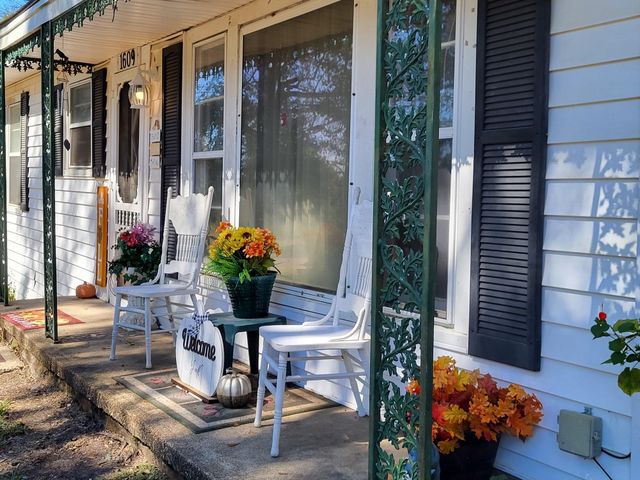 1609 Shell Camp, Gladewater, TX 75647