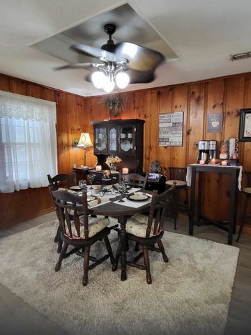 1609 Shell Camp, Gladewater, TX 75647