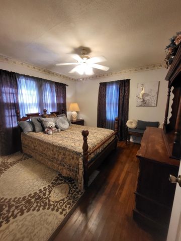 1609 Shell Camp, Gladewater, TX 75647