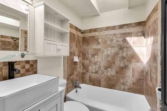 750 W Corona Ave, Pueblo, CO 81004