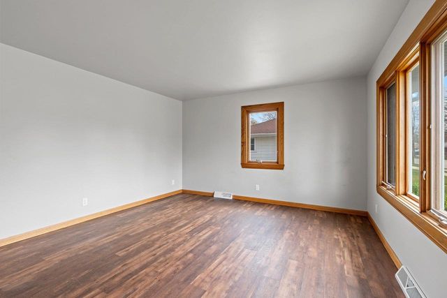 536 E WILSON AVENUE, Appleton, WI 54915