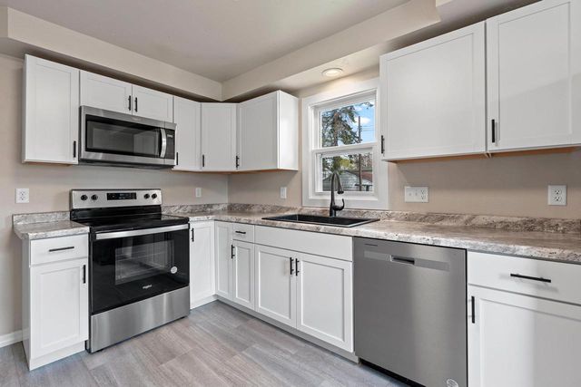 536 E WILSON AVENUE, Appleton, WI 54915