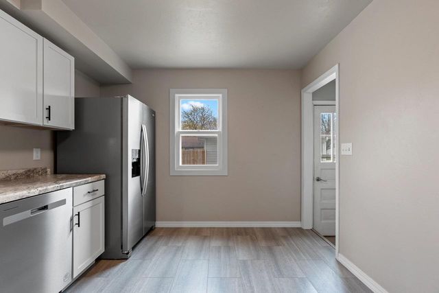 536 E WILSON AVENUE, Appleton, WI 54915