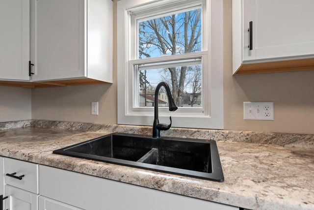 536 E WILSON AVENUE, Appleton, WI 54915