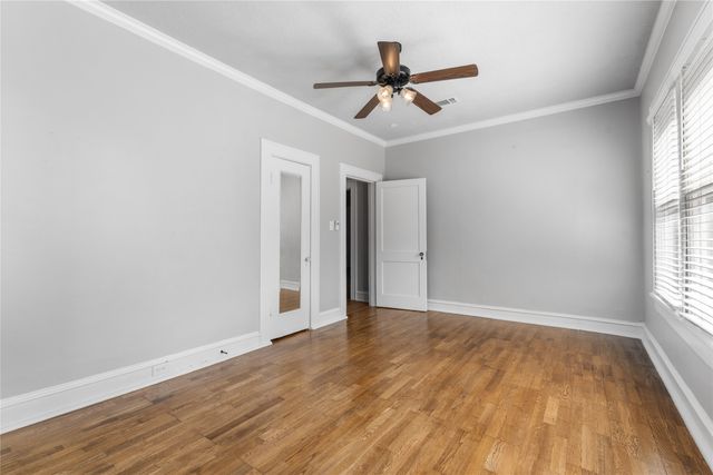 1921 Ben Hall Court, Fort Worth, TX 76110