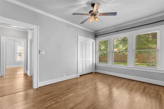 1921 Ben Hall Court, Fort Worth, TX 76110