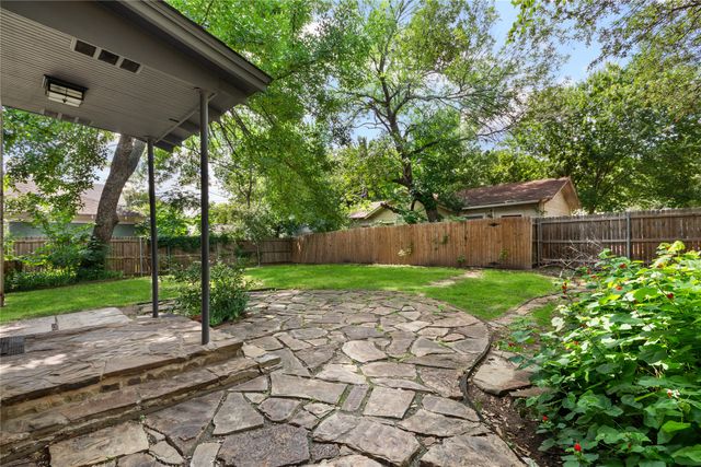 1921 Ben Hall Court, Fort Worth, TX 76110