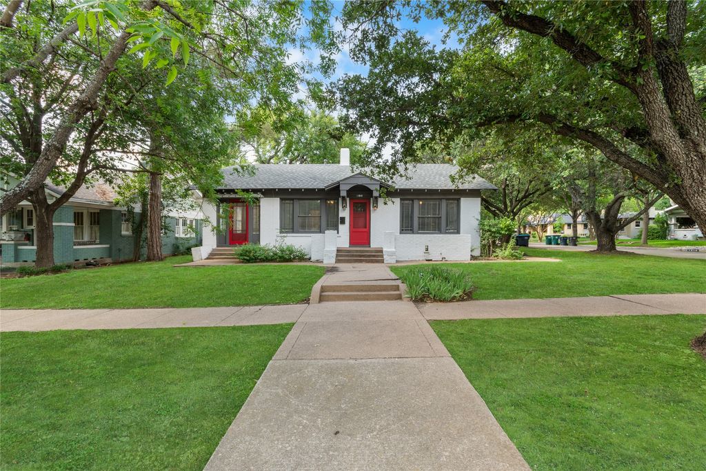 1921 Ben Hall Court, Fort Worth, TX 76110