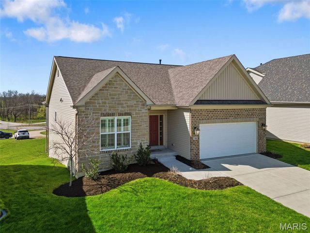 506 Columbia Downs Drive, Lake St Louis, MO 63367