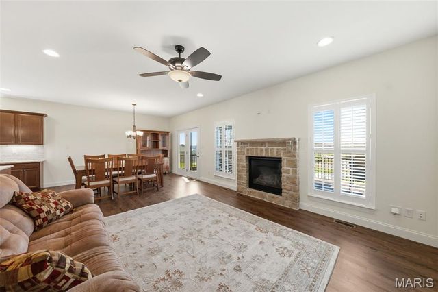 506 Columbia Downs Drive, Lake St Louis, MO 63367