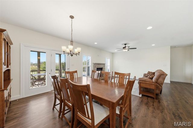 506 Columbia Downs Drive, Lake St Louis, MO 63367