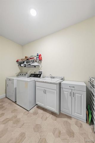 506 Columbia Downs Drive, Lake St Louis, MO 63367