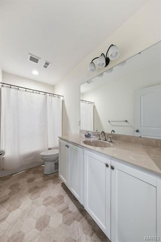 506 Columbia Downs Drive, Lake St Louis, MO 63367