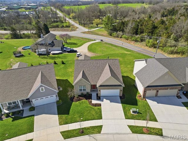 506 Columbia Downs Drive, Lake St Louis, MO 63367