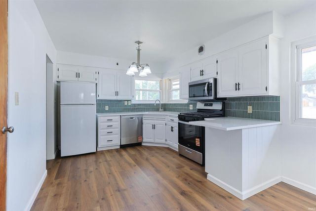 2321 Huron Street, South Bend, IN 46619