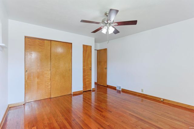 2321 Huron Street, South Bend, IN 46619