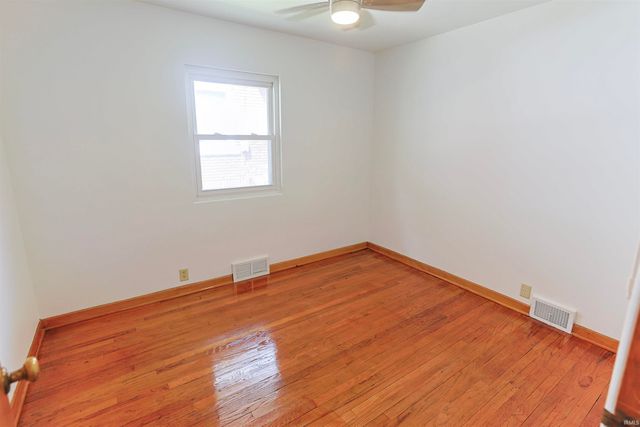 2321 Huron Street, South Bend, IN 46619