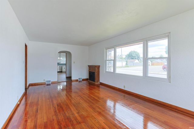 2321 Huron Street, South Bend, IN 46619