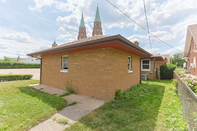 2321 Huron Street, South Bend, IN 46619