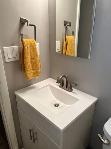 979 Westchester Road, South Park, PA 15129
