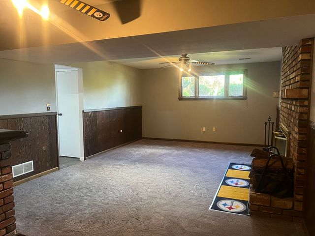 979 Westchester Road, South Park, PA 15129
