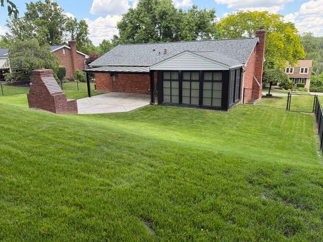 979 Westchester Road, South Park, PA 15129