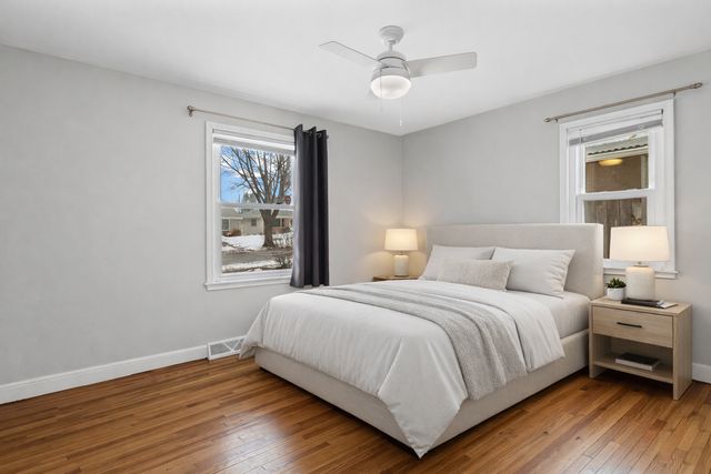 2128 Reaney Avenue E, Saint Paul, MN 55119