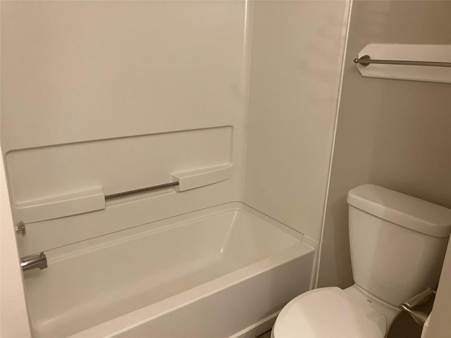 1827 Oak Ridge Drive, Kemah, TX 77565