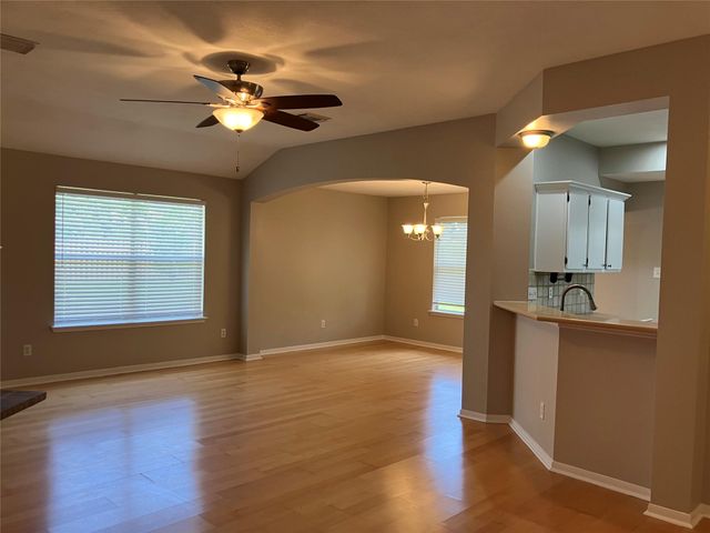 1827 Oak Ridge Drive, Kemah, TX 77565