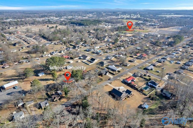 722 Denson Avenue SW, Cullman, AL 35055