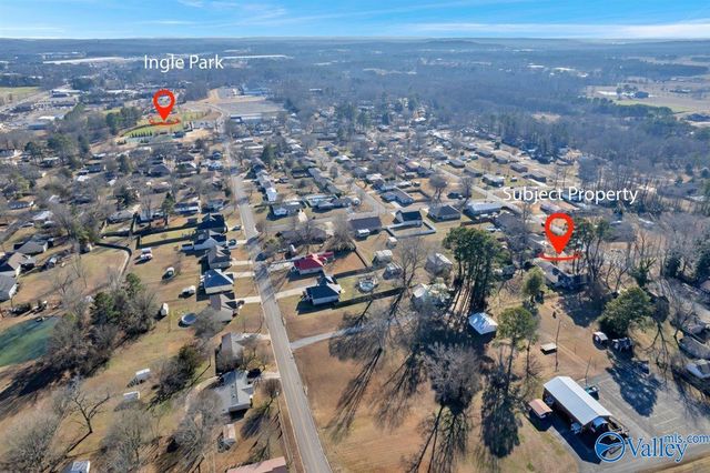 722 Denson Avenue SW, Cullman, AL 35055