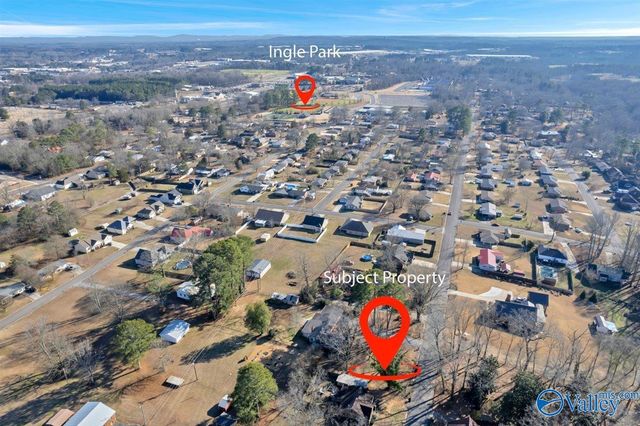 722 Denson Avenue SW, Cullman, AL 35055