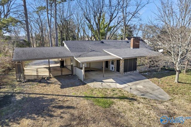 722 Denson Avenue SW, Cullman, AL 35055